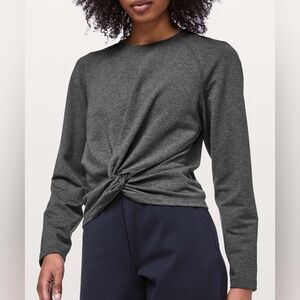 Lululemon Tuck & Gather Pullover in Heathered Mod Black